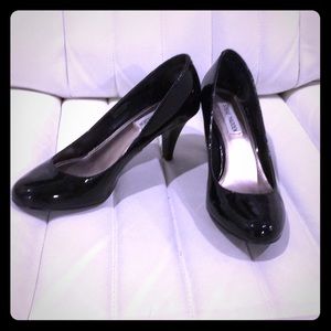 Steve Madden Patent Leather Pumps